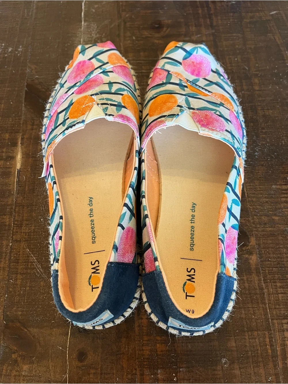 TOMS Alpargata Rope Espadrille Summer Fruits Squeeze the Day Sz 9 - LIKE NEW!